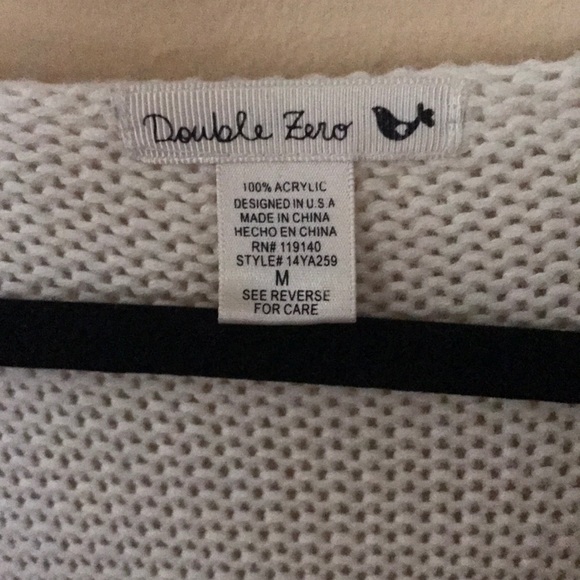 White sweater - Picture 3 of 3